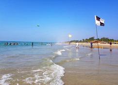 Elegance By The Beach Goa - Benaulim - Chambre