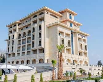 Yevlakh City Hotel - Yevlakh - Building