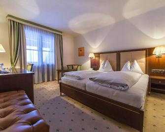 Friesachers Aniferhof - Anif - Bedroom