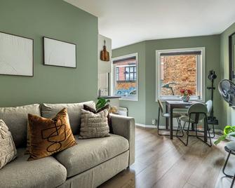 Nice apartment in the heart of Oslo! - Oslo - Living room
