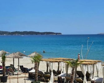 Grand Beach Hotel - Limenaria - Strand