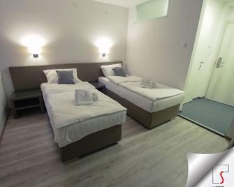 Hotel Slavija Banja Luka - Bania Luka - Habitación