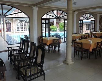 Oasis Beach Resort - Negombo - Restaurace