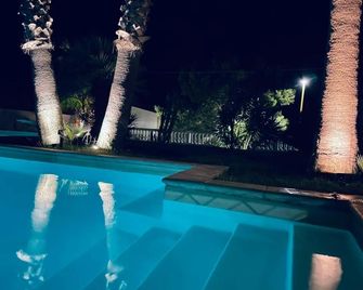 Manca Residence - Palma di Montechiaro - Piscina