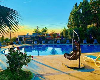 White Heaven Hotel - Pamukkale - Bazén