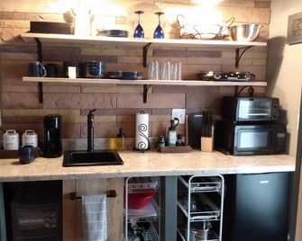 Cozy Pocono Barn Loft Apartment - Milford - Keuken