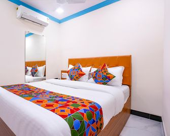 Fabhotel Raj Palace Andheri East - Mumbai - Slaapkamer