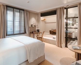 Almalusa Alfama - Lissabon - Sovrum