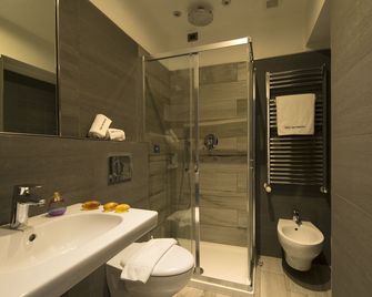 Hotel San Francisco - Milano - Kylpyhuone