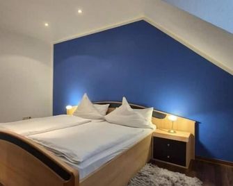 Hotel am Schenkelberg - Sarrebruck