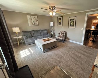 Cedar Forest House - Shepherdsville - Huiskamer