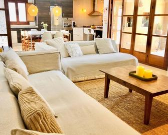 Villa Es Repaire near to Playa Den Bossa - Ibiza - Living room