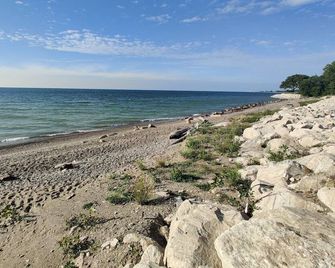 Breezy Paradise | Shared Beach | King Bed | Mentor - Mentor - Pláž