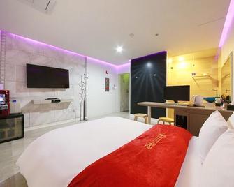 Paju Sinoan Self check-in Motel - Paju - Habitación