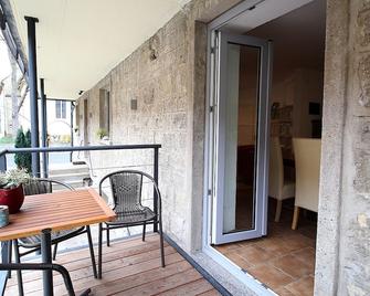 Ferienwohnung am Wasserschloss 1-3 - Ochsenfurt - Balkon
