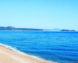 Melis II 4 - Pals - Playa