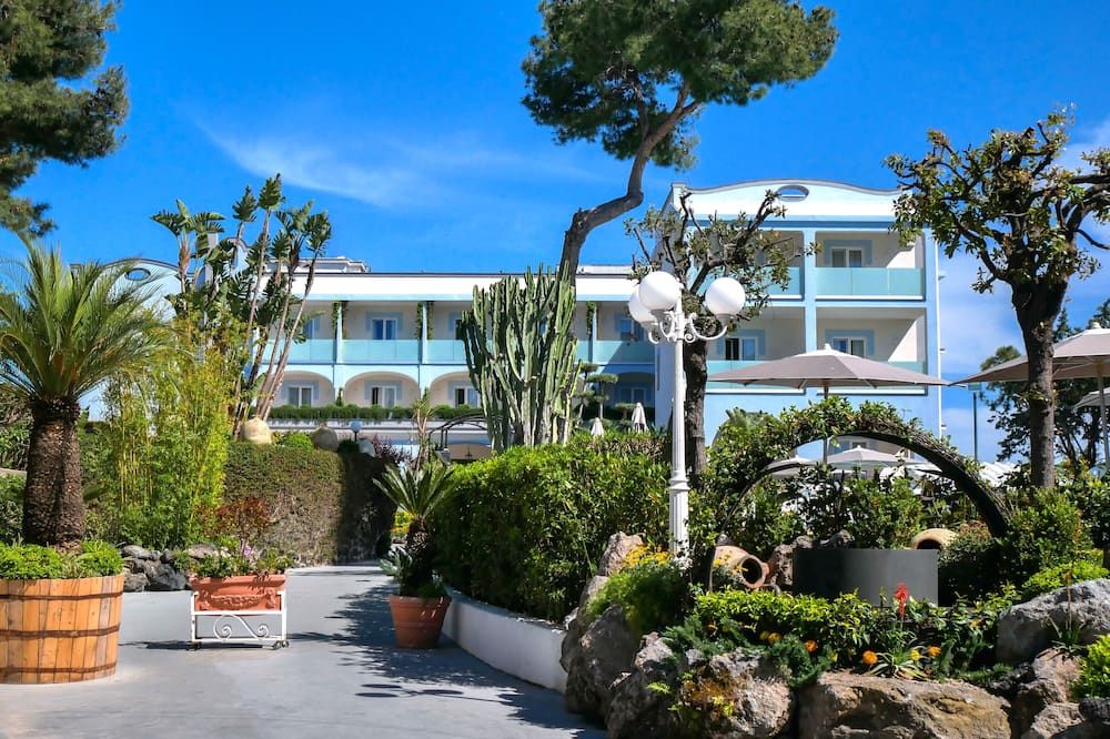 Hermitage Resort & Thermal Spa - איסקיה - בניין