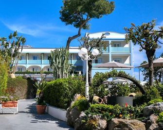Hermitage Resort & Thermal Spa - Ischia - Building