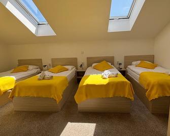 London Rooms Zagreb Airport - Velika Gorica - Habitación