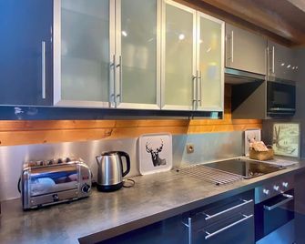 Luxury chalet, mountain views, outdoor jacuzzi - Les Contamines-Montjoie - Cuisine