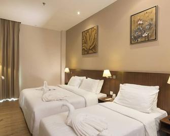 Swiss Hotel Apartment - Kuala Belait - Bedroom