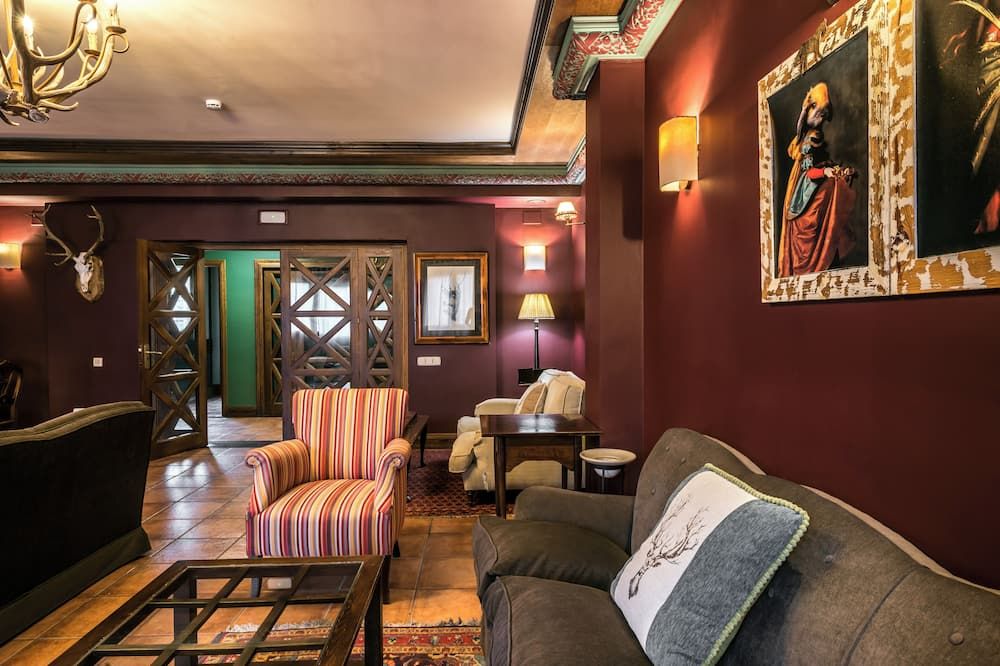 إل ريفوجيو دي أران فيلها أبارت هوتل