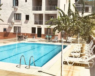 Anatolia Hotel - פמוקלה - בריכה