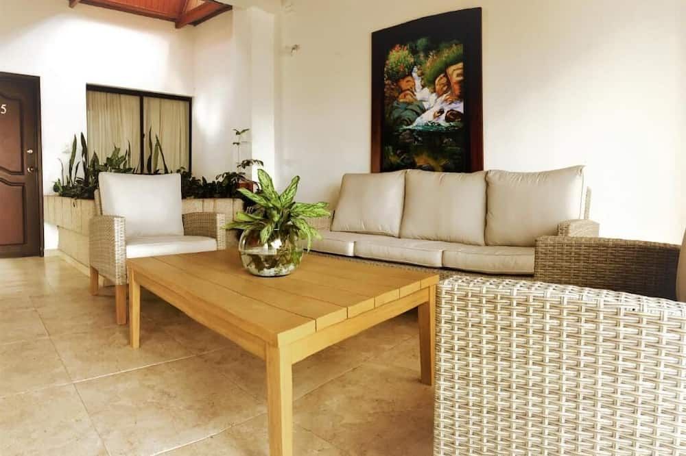 Hotel Riviera Plaza - בוקאראמנגה - סלון