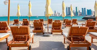 Elite Resort & Spa - Manama - Strand