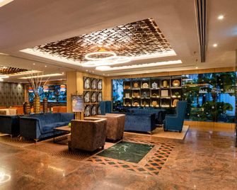 Howard Johnson by Wyndham Kota Kinabalu City Centre, formerly Hotel Shangri-La Kota Kinabalu - Kota Kinabalu - Sala de estar