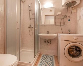 Lovely Apartment In Portoroz With Wifi - Portorose