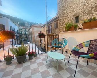 Torre's Camere & caffè - Monreale - Balcony