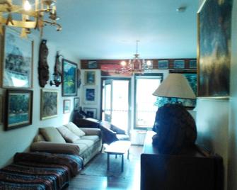 Hotel Ymir - Ymir - Sala de estar