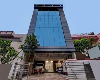 OYO 18542 Petals Inn - Patna - Edificio