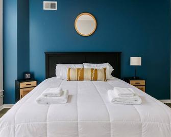 Modern King Loft Playhouse Sq & Csu - Cleveland