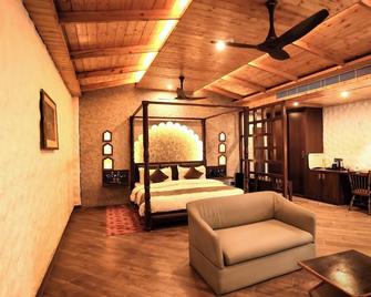 Shaantam Resort and Spa Rishikesh - Rishikesh - Habitación