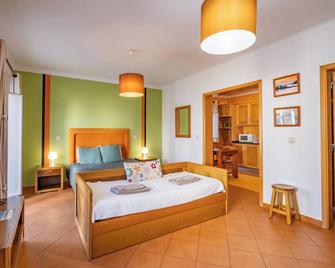 Apartamentos Pátio Victória by Umbral - Vila Nova de Milfontes - Schlafzimmer