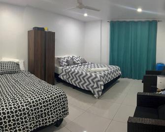 Kuki's Retreat - Apia - Bedroom