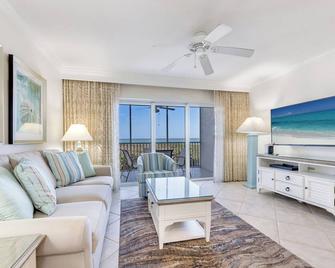 South Seas Island Resort - Captiva - Living room