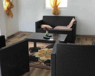 comfortable apartment - Miches - Wohnzimmer