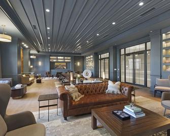 The Vanderbilt Hotel Suites - Westbury - Lounge