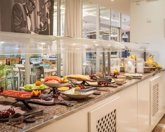 Vistasol Apartments - Magaluf - Buffet