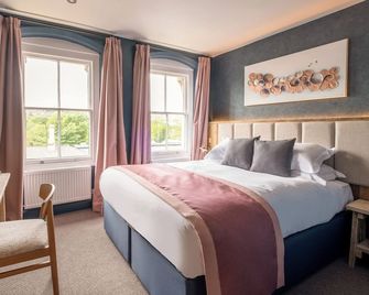 The Stroud Hotel - Stroud - Bedroom