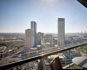 Meriton Suites Campbell Street, Sydney - Sydney - Balkon
