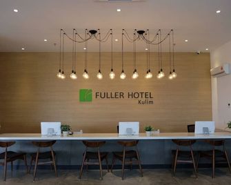 Fuller Hotel Kulim - Kulim - Front desk