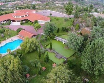 Quinta Dona Adelaide - Valpaços - Svømmebasseng