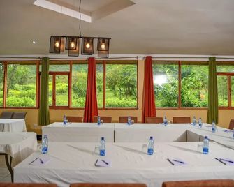 Oldarpoi Mara Camp - Maasai Mara