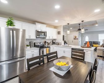 Modern Home Near Bmt & Downtown San Antonio - San Antonio - Cocina