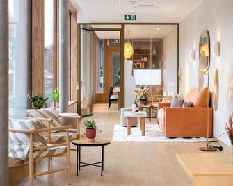 Hood Hotel - Ginebra - Recepción