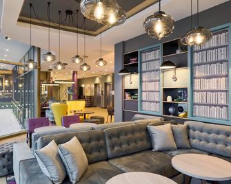 Premier Inn Stuttgart Zuffenhausen - Stuttgart - Hol